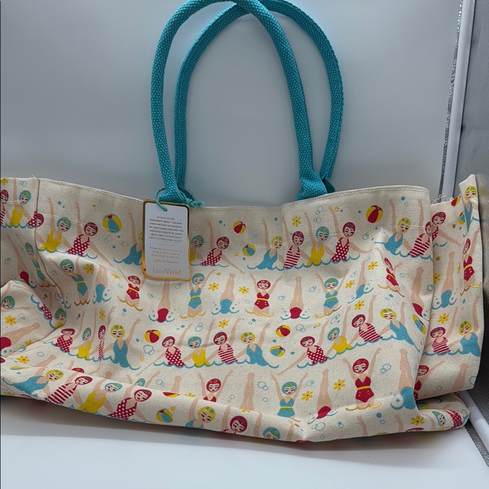 Adorable Beach Tote with Hand Screened Print. NWT!